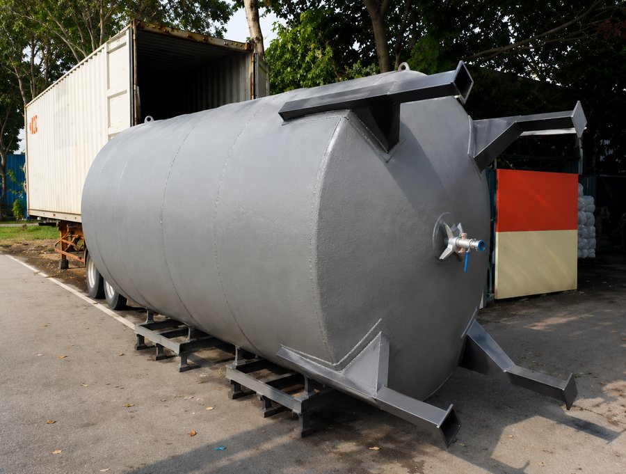 FRP storage tank fabricated by L&S Advance